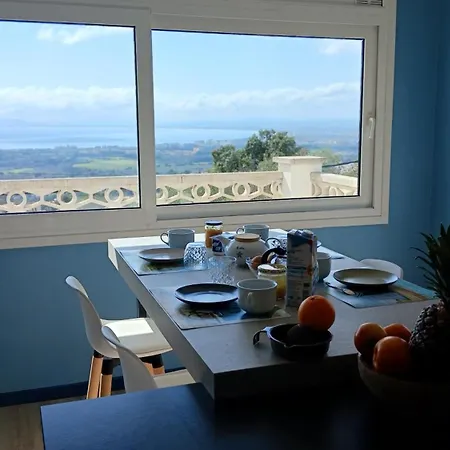 Vila Casa Peroscalou *