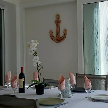 Casa Peroscalou Villa